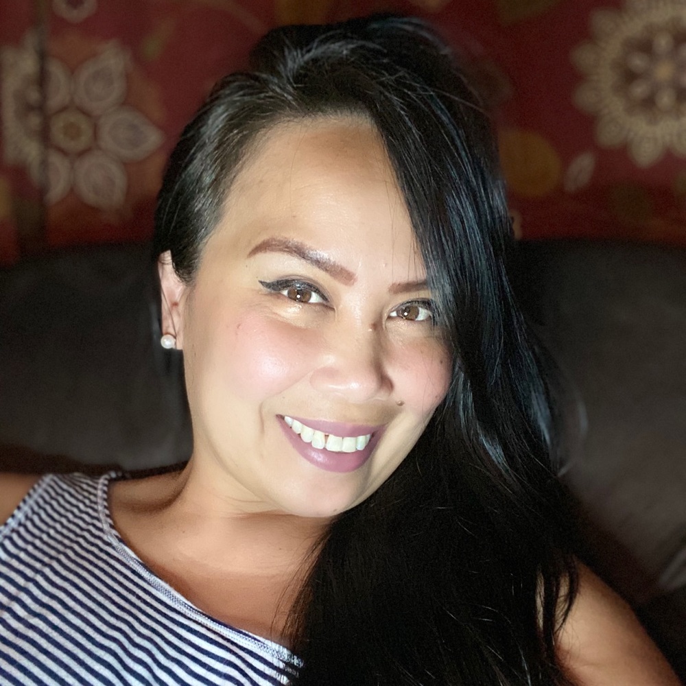 Meet your Posher, Claire